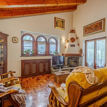 Casa Beatrice - Wifi, Parcheggio E Vista Montagna - Cour 0231 Курмайор