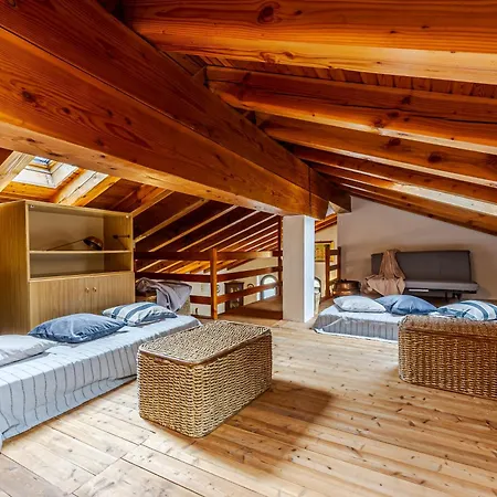 Casa Beatrice - Wifi, Parcheggio E Vista Montagna - Cour 0231 شقة